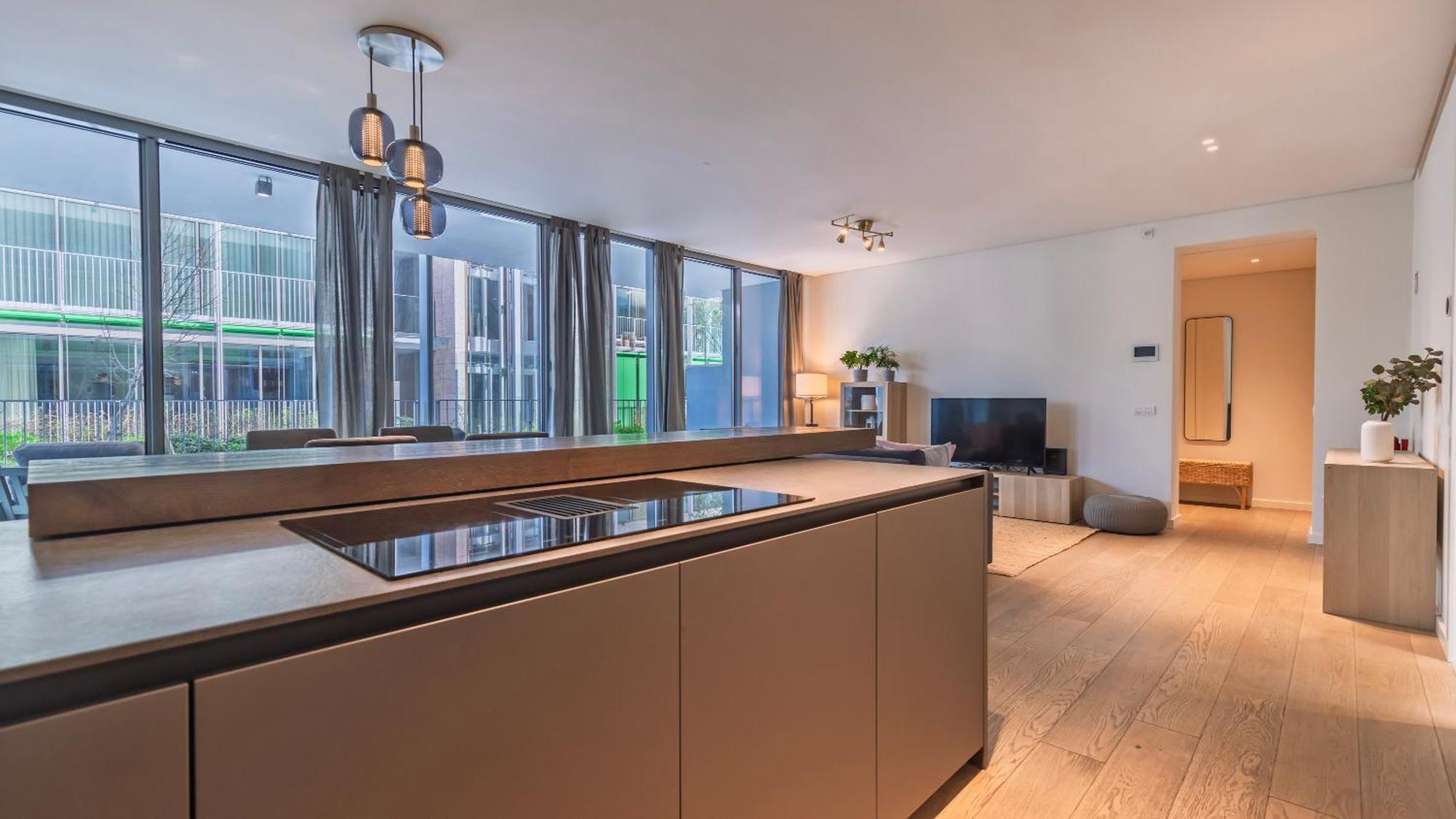 Apartment Modern 2bdr With Garage By Lovelystay